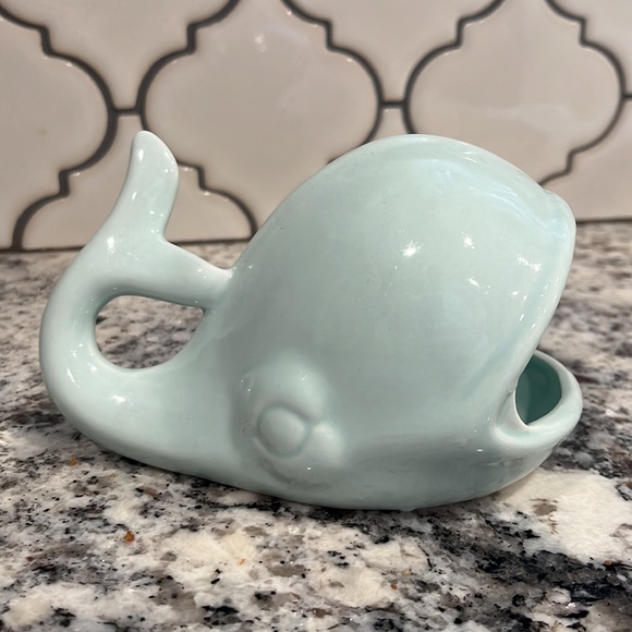 Two's Company Other - 🐳 Adorable Whale Sponge Holder